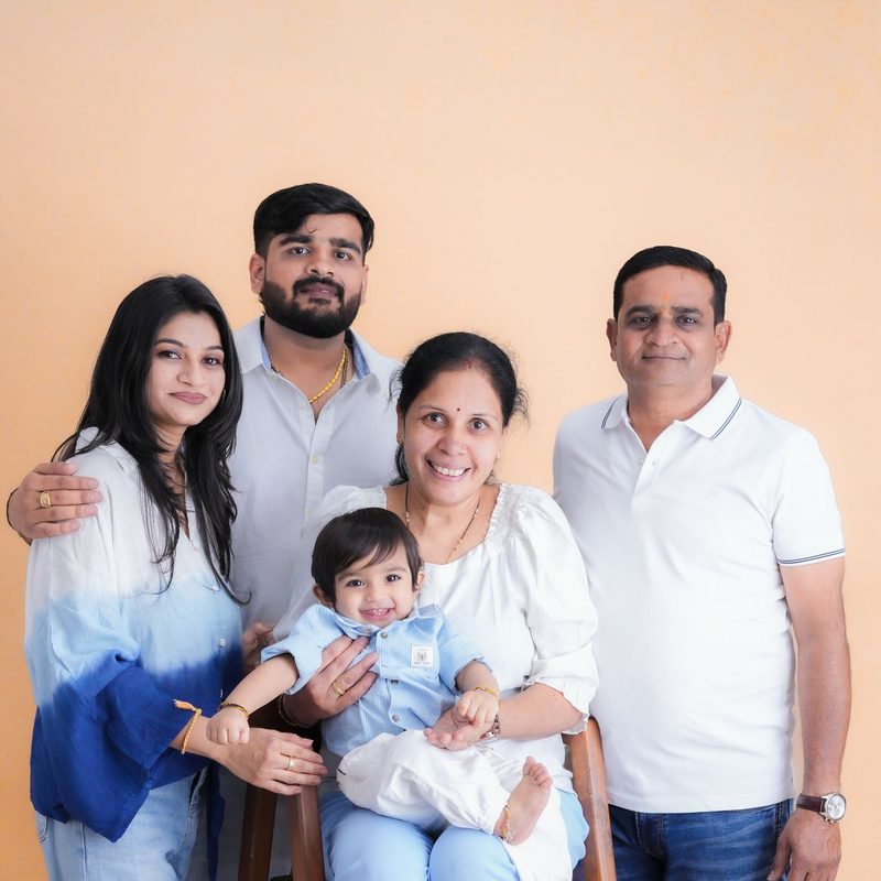 A multigenerational Indian family planning their legacy